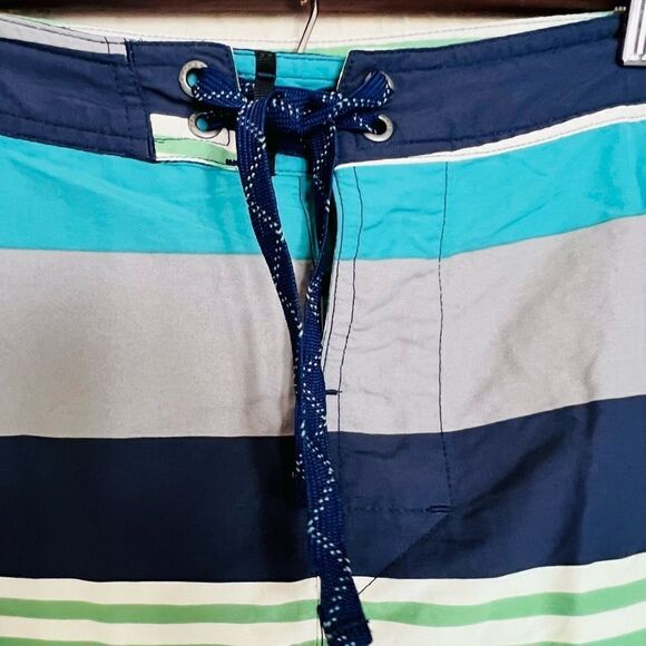 Patagonia striped men’s swim shorts, size 36 - Picture 4 of 6
